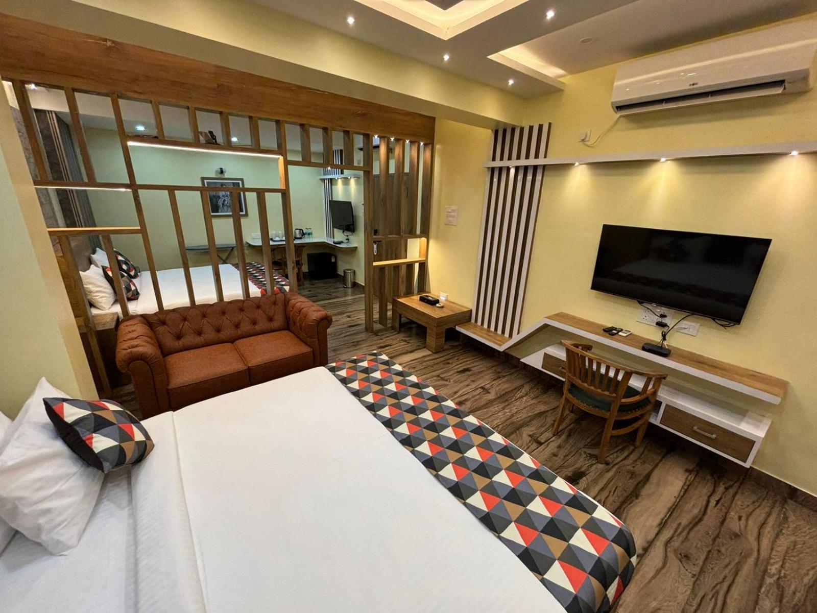 Forest Transit Hotel Coimbatore Esterno foto